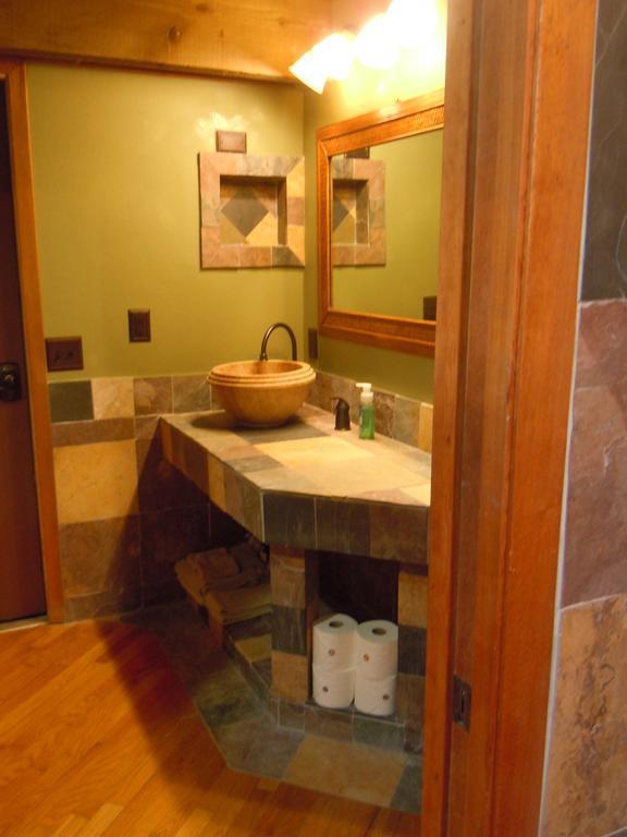 ويليا Maui What A Wonderful World Bed & Breakfast الغرفة الصورة